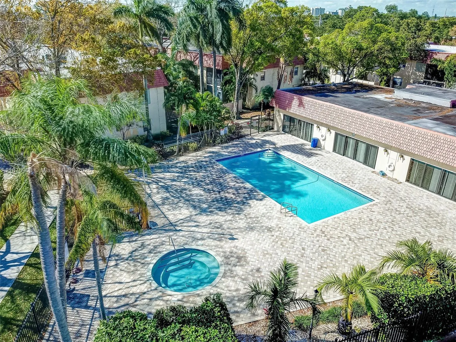 126 S Cypress Rd, #729