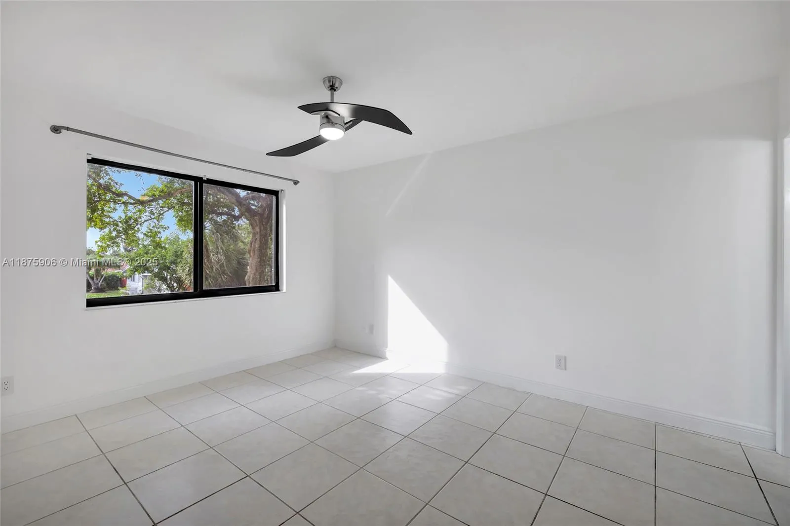 126 S Cypress Rd, #729