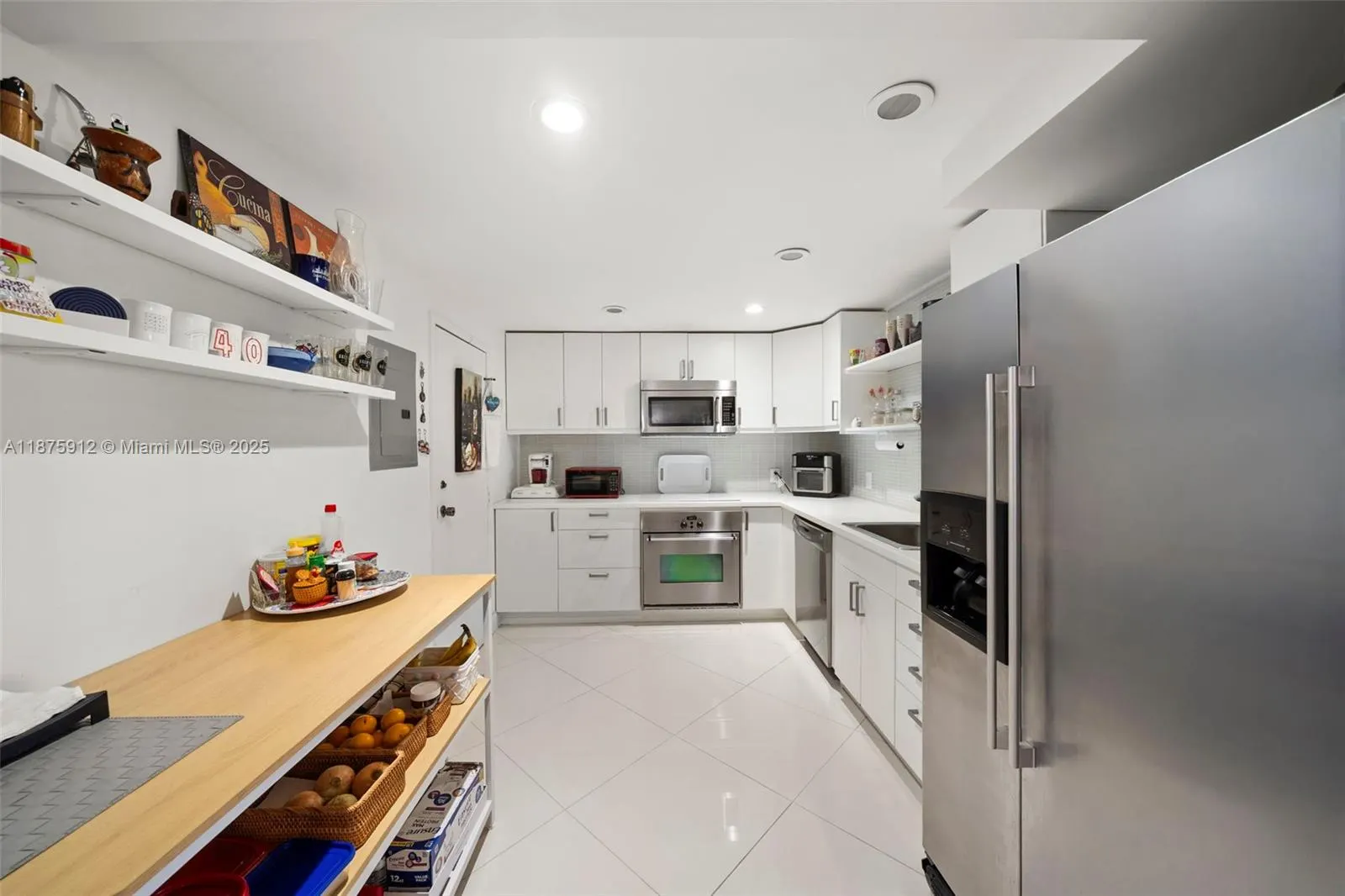 437 Golden Isles Dr, #8C