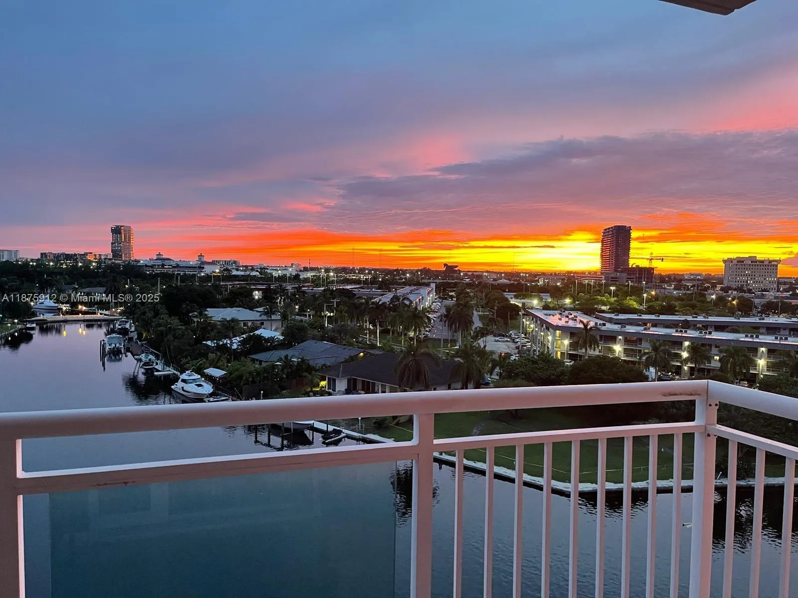 437 Golden Isles Dr, #8C