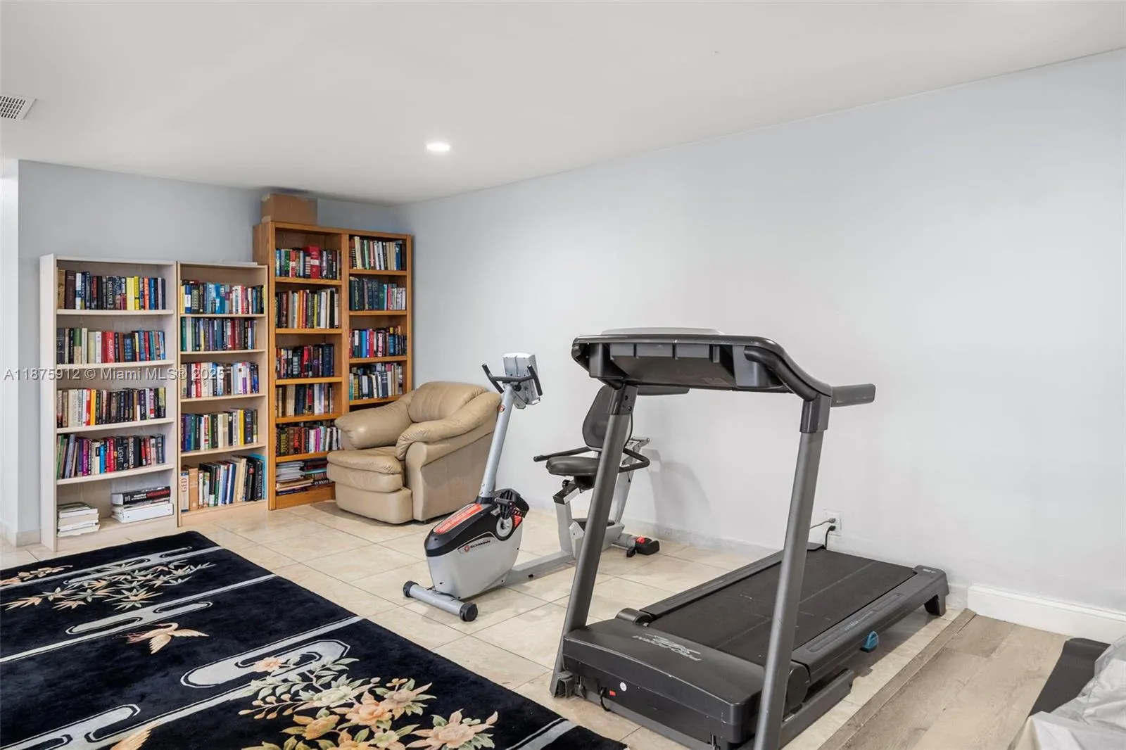 437 Golden Isles Dr, #8C