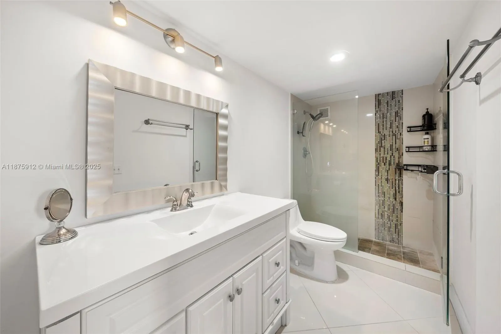 437 Golden Isles Dr, #8C