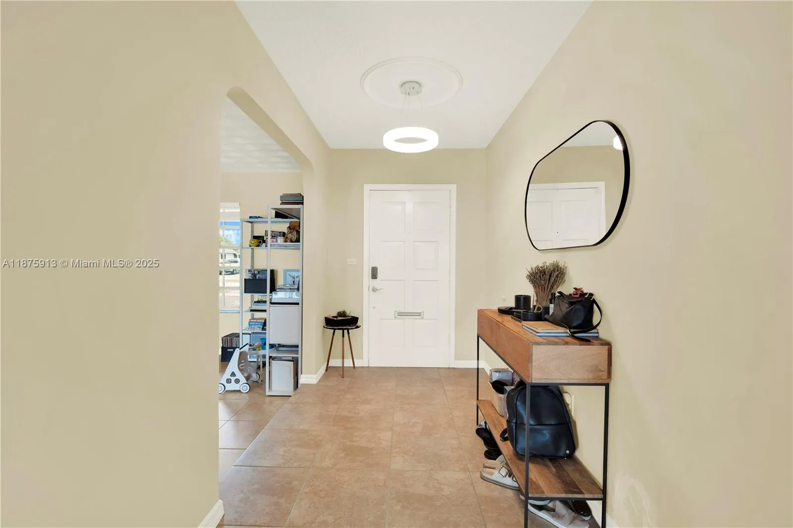 15425 Palmetto Lake Dr
