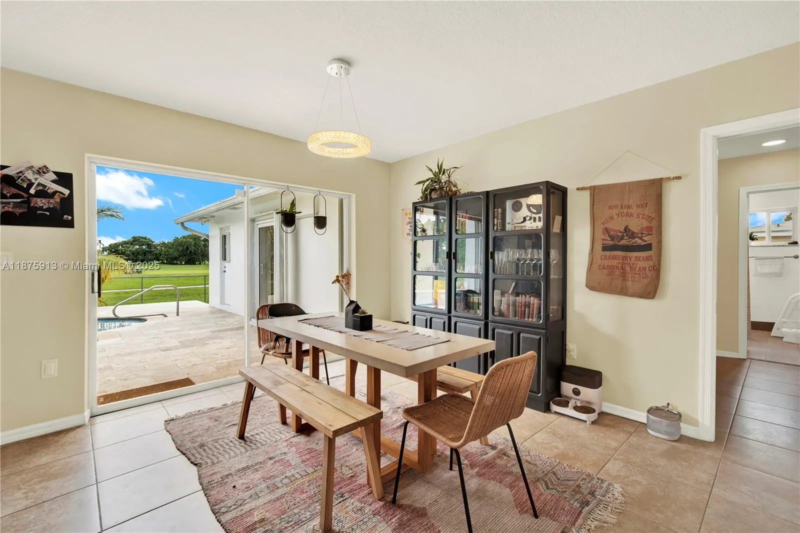 15425 Palmetto Lake Dr