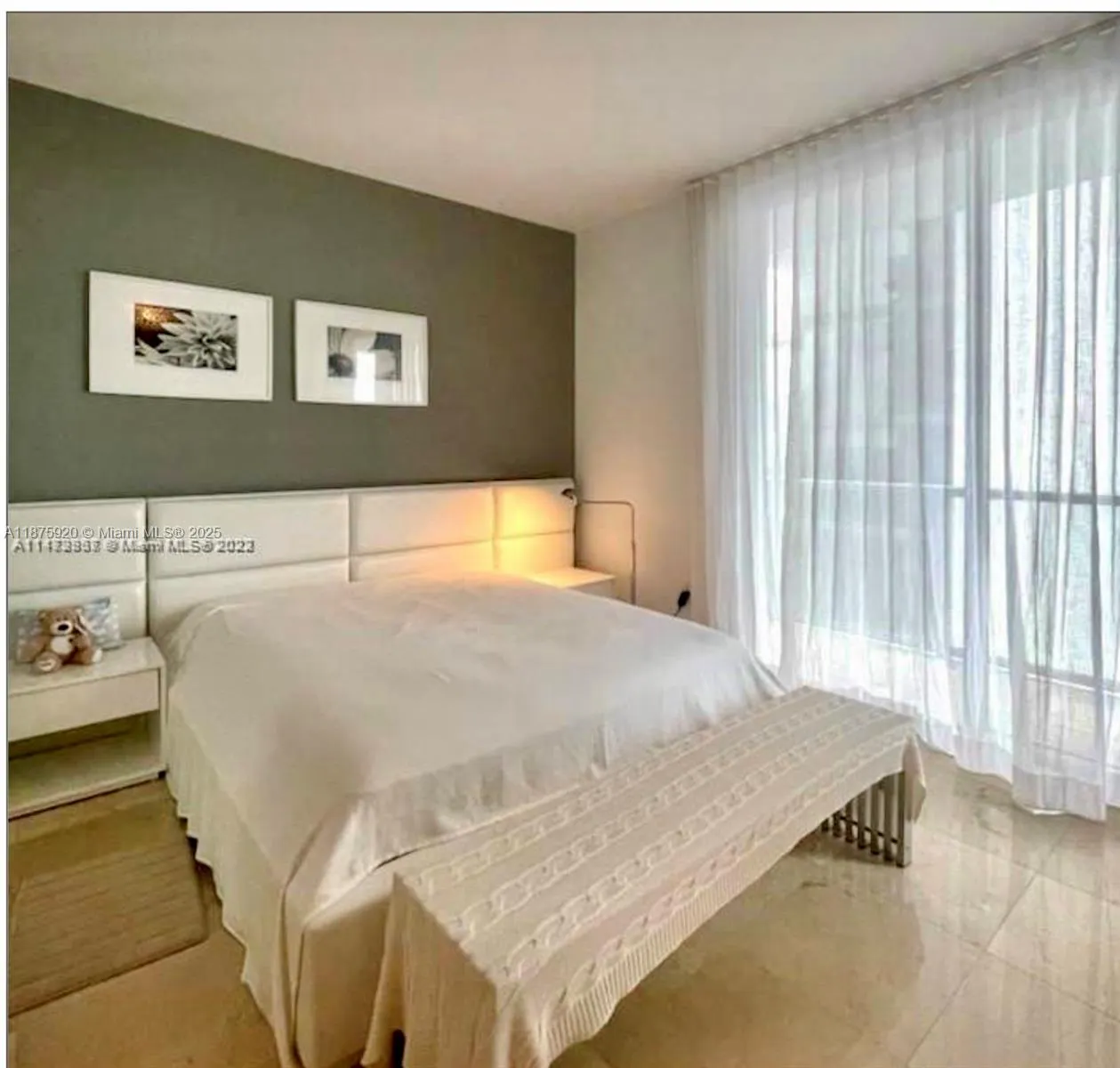 1050 Brickell Ave, #2522