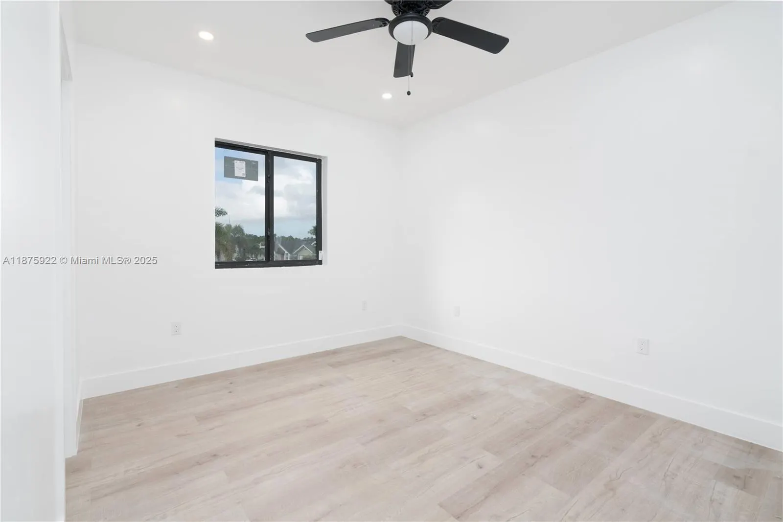 11130 SW 143 place