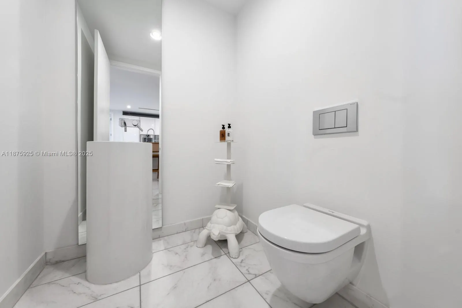 10203 Collins Ave, #204