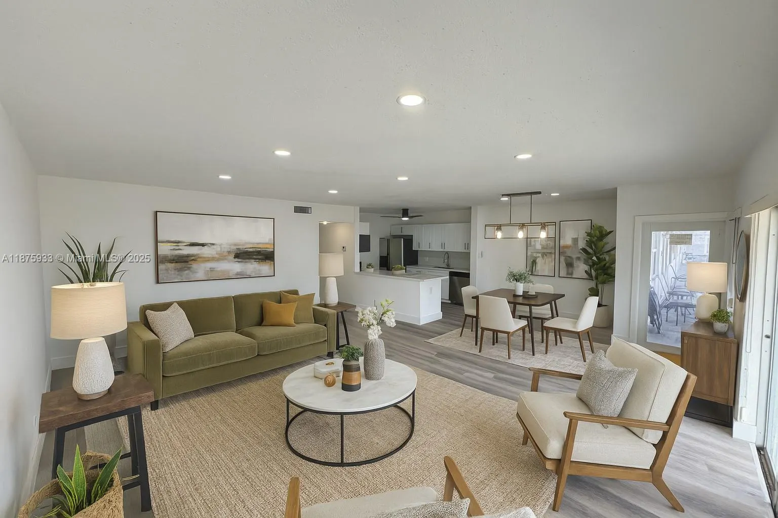630 Layne Blvd, #211