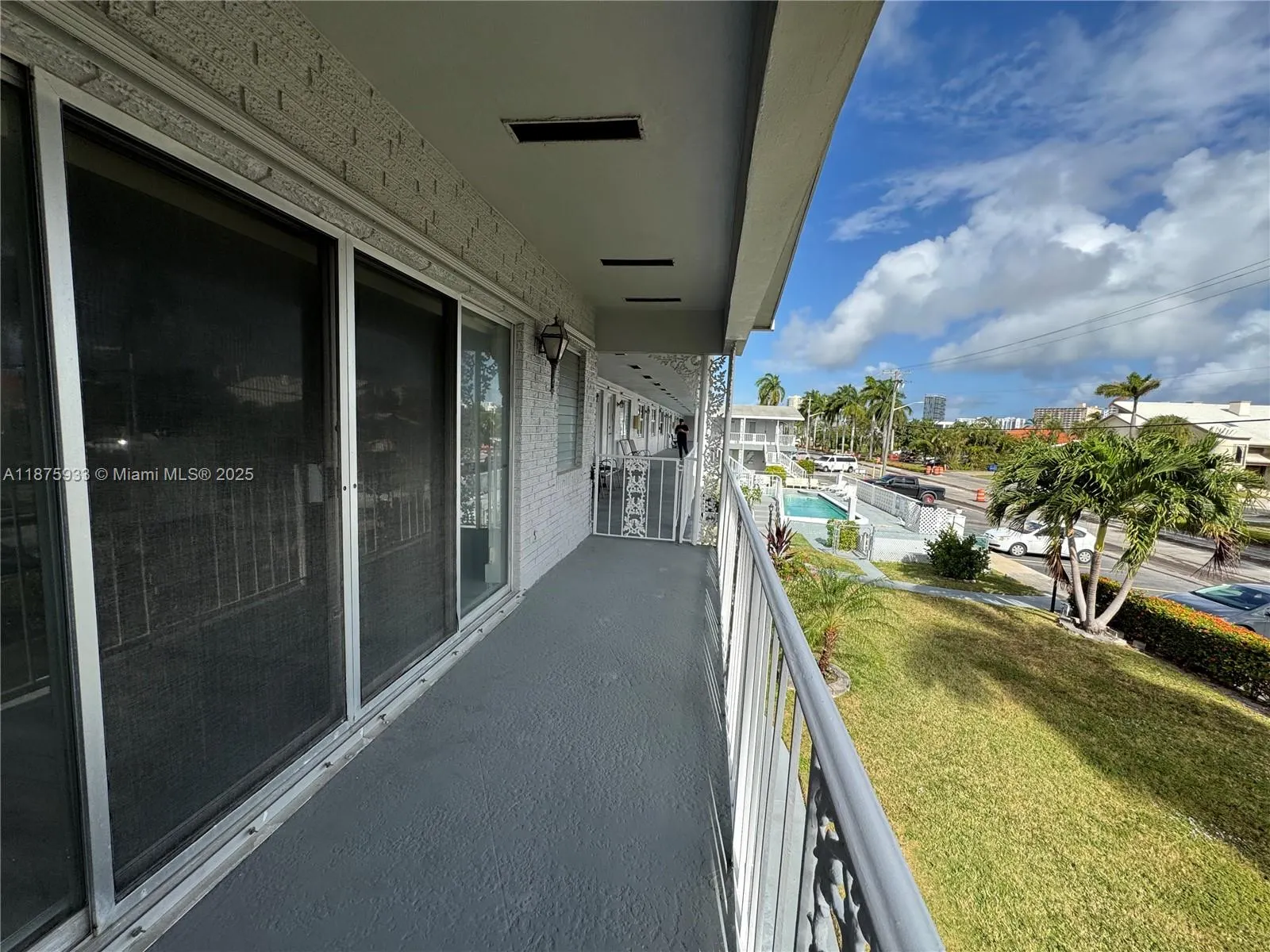 630 Layne Blvd, #211