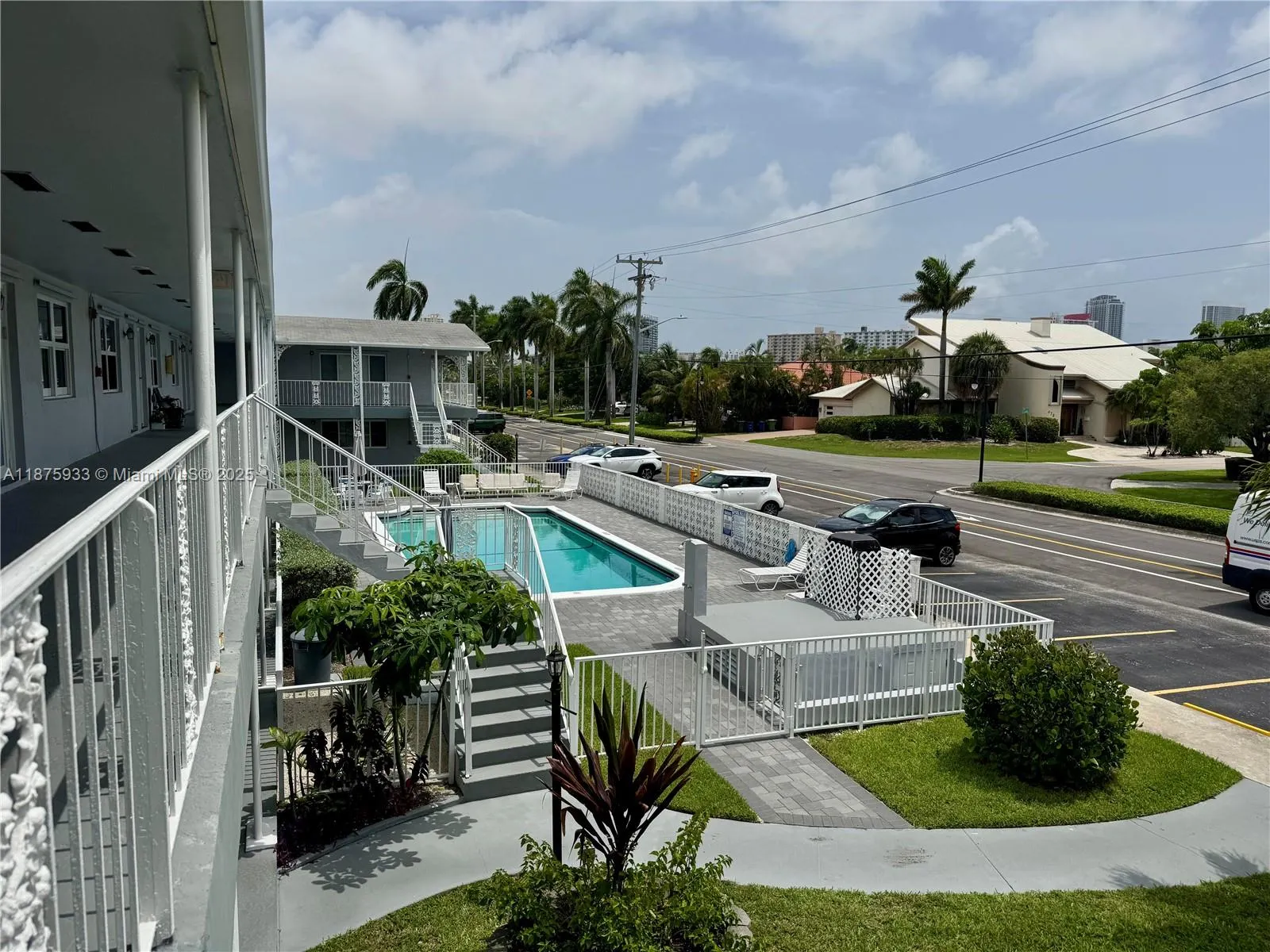 630 Layne Blvd, #211