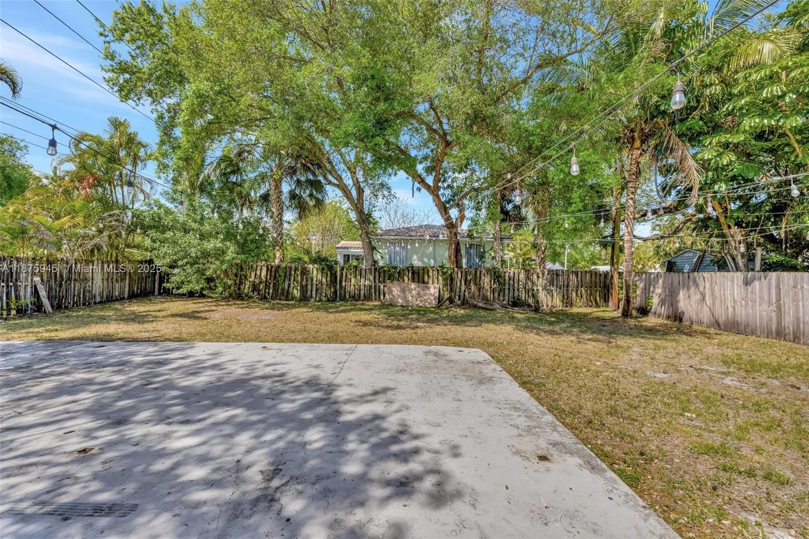 843 SW 20th St