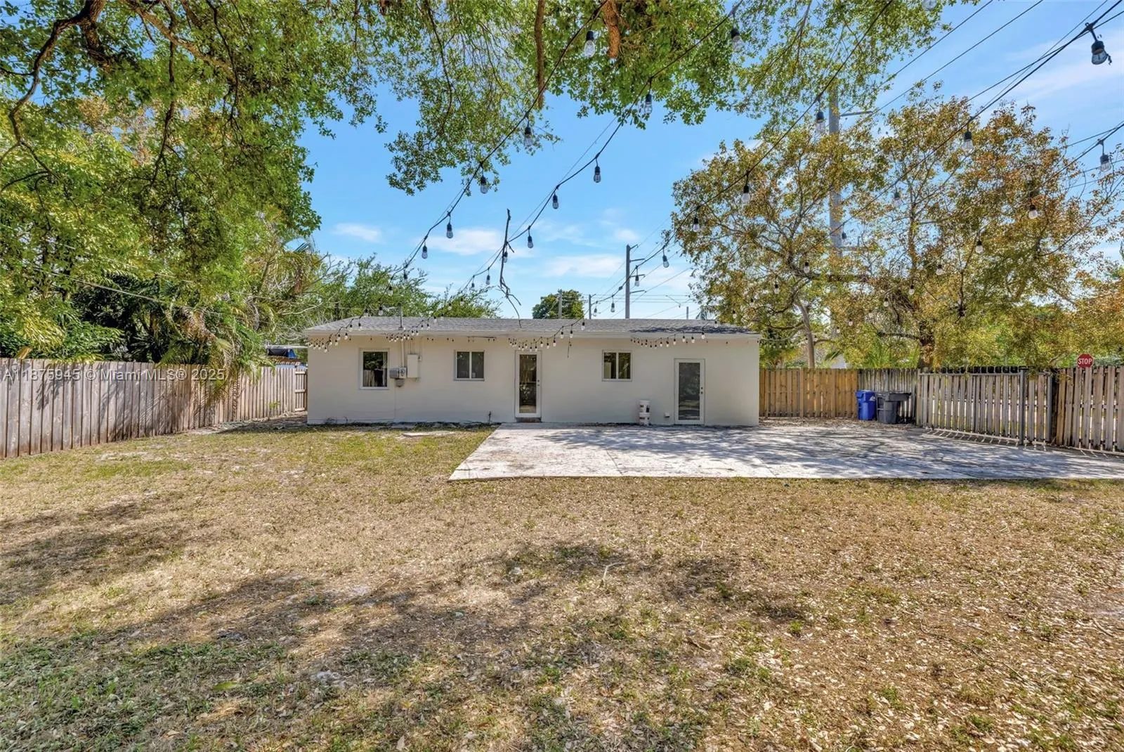 843 SW 20th St