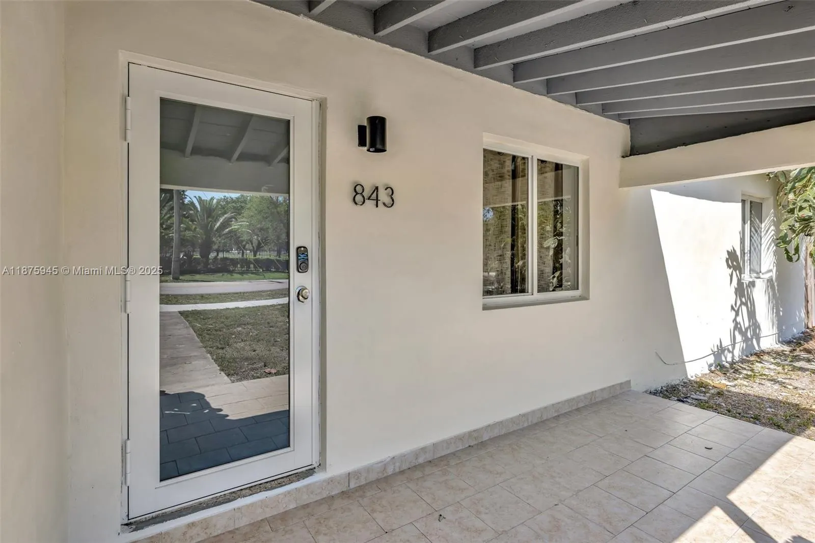 843 SW 20th St