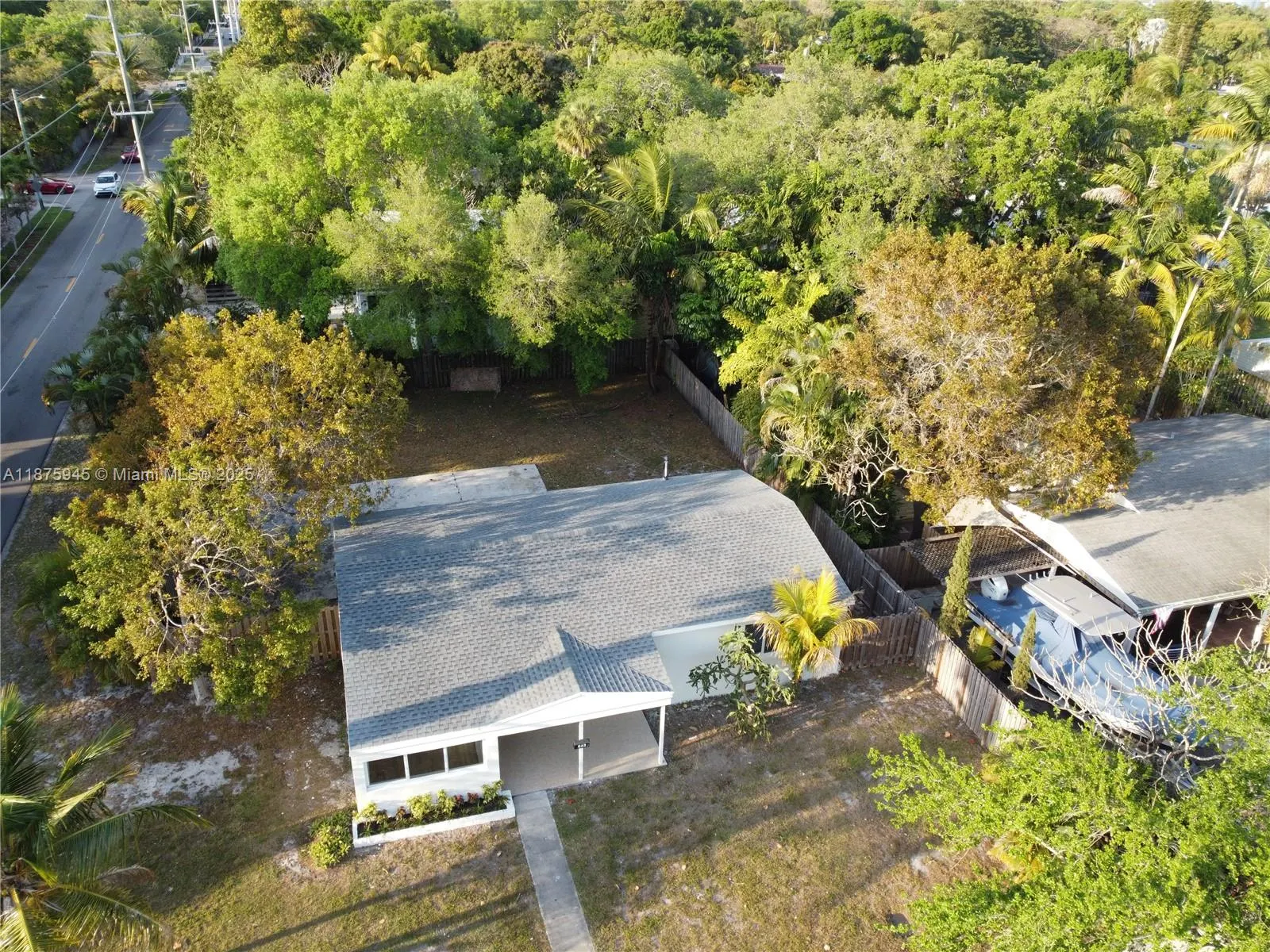 843 SW 20th St