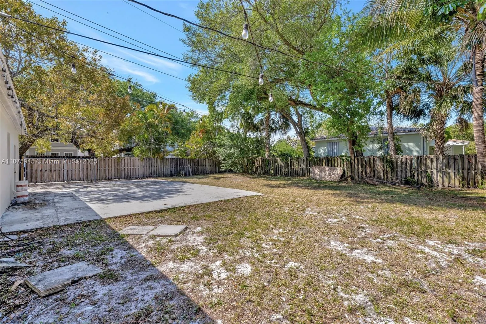 843 SW 20th St