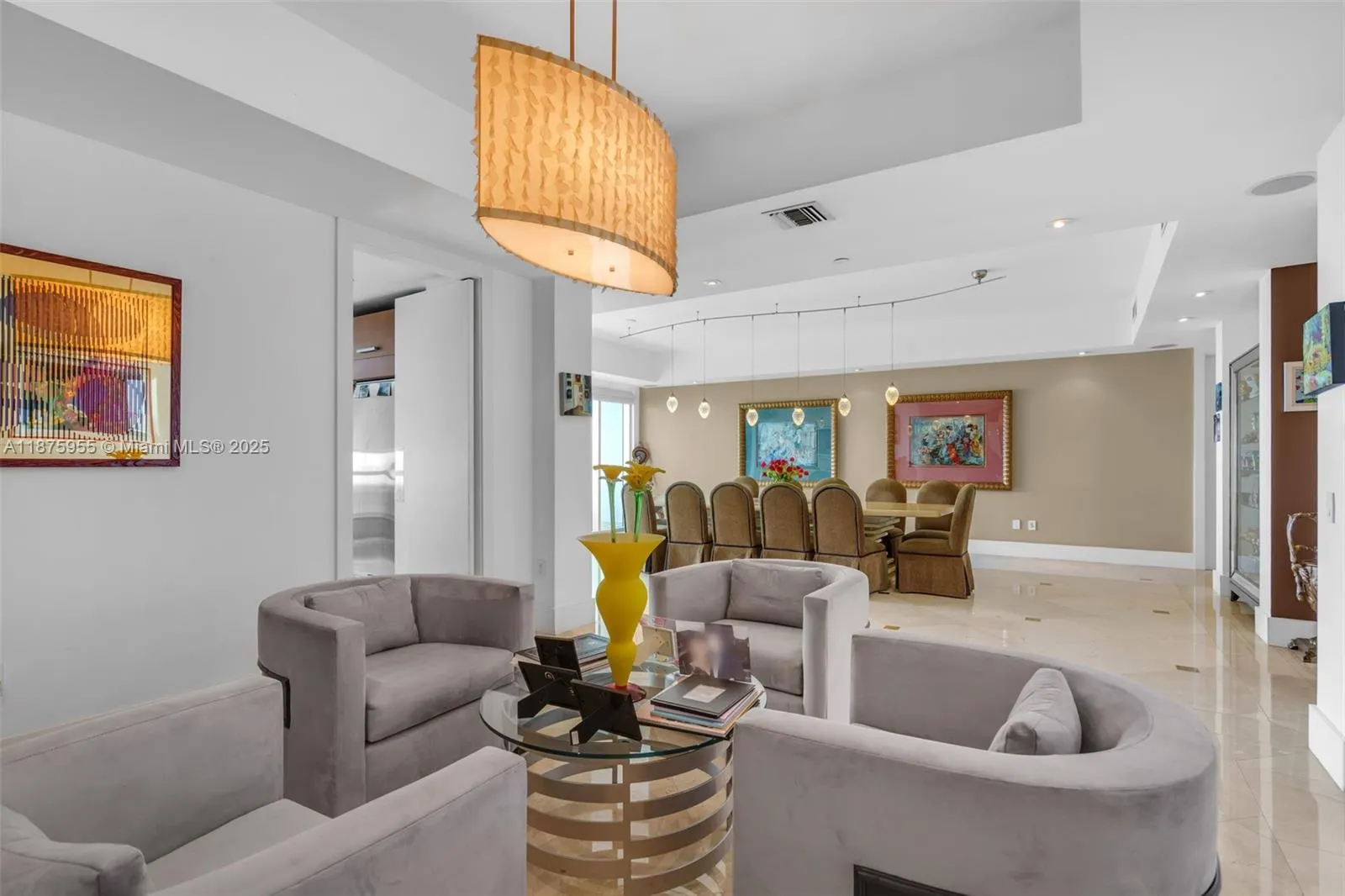 5959 Collins Ave, #804