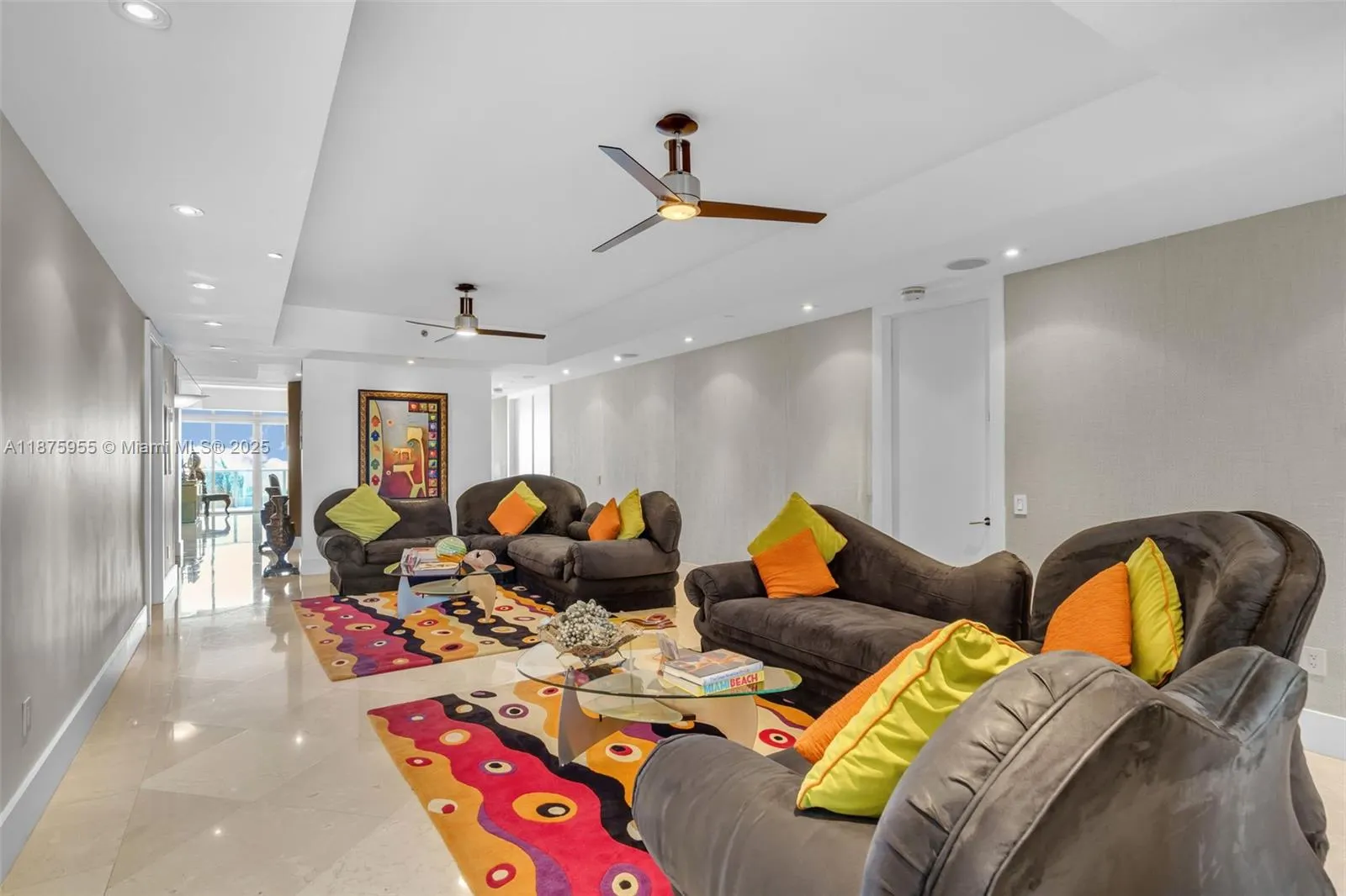 5959 Collins Ave, #804