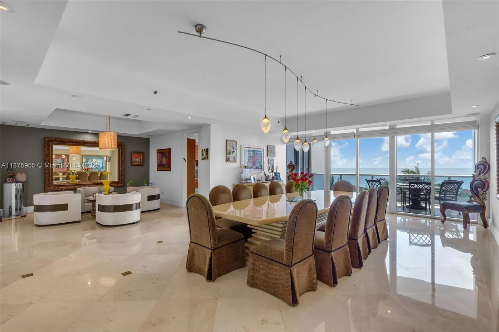 5959 Collins Ave, #804