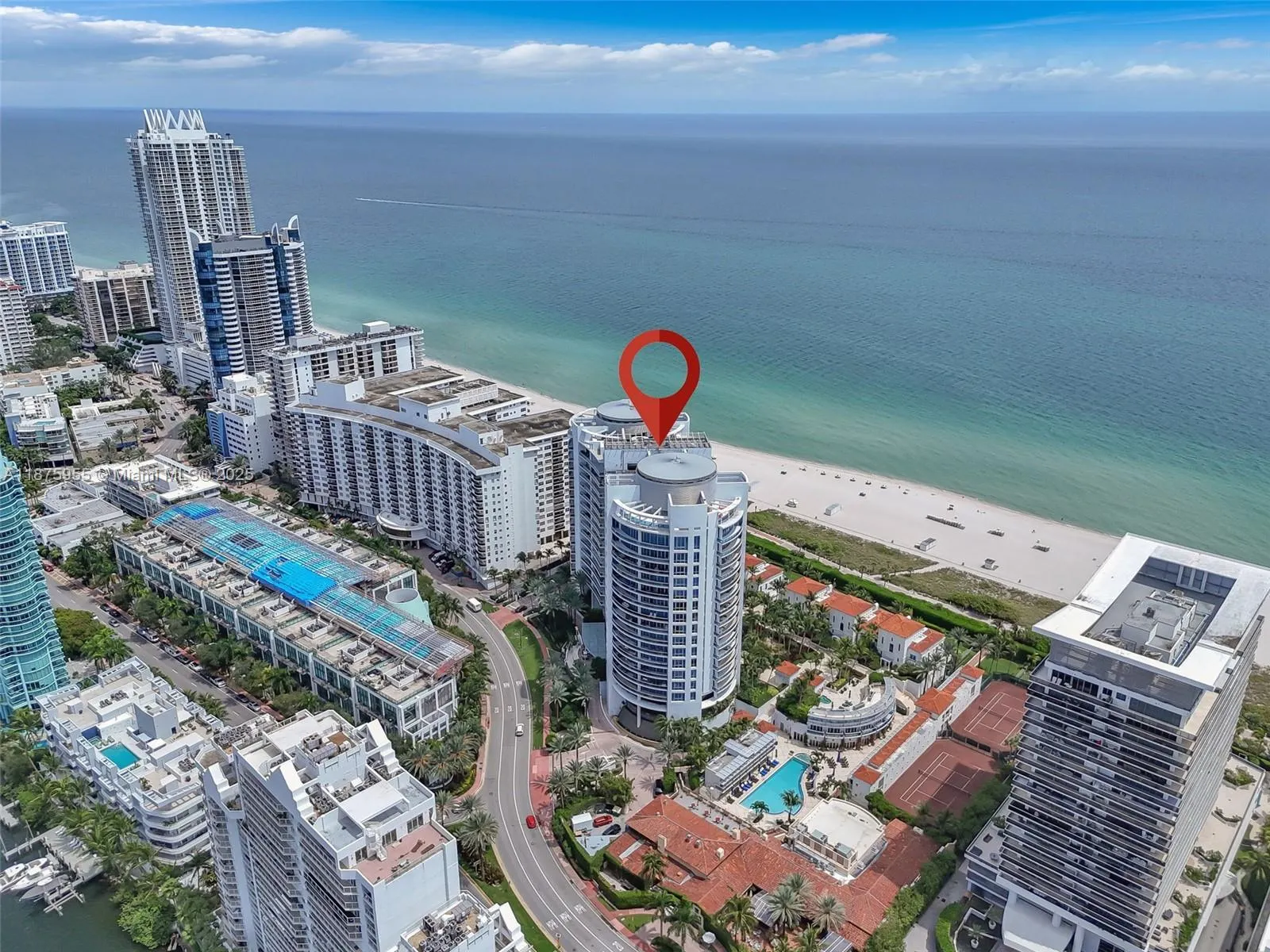 5959 Collins Ave, #804