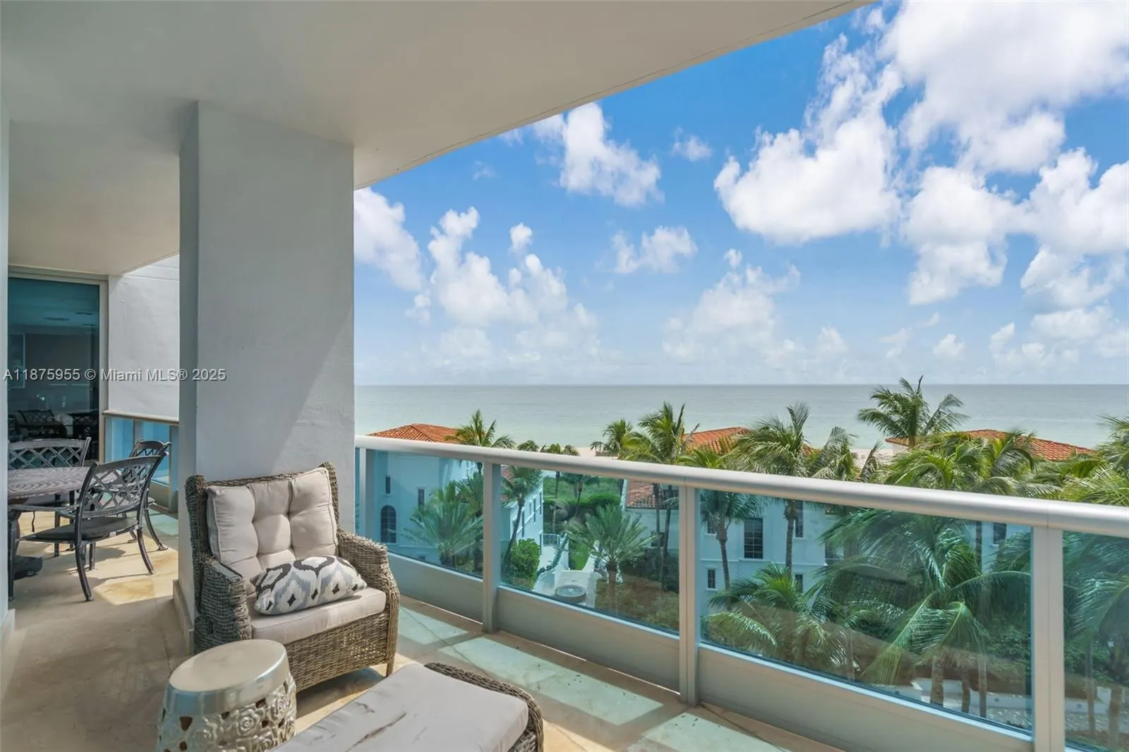 5959 Collins Ave, #804