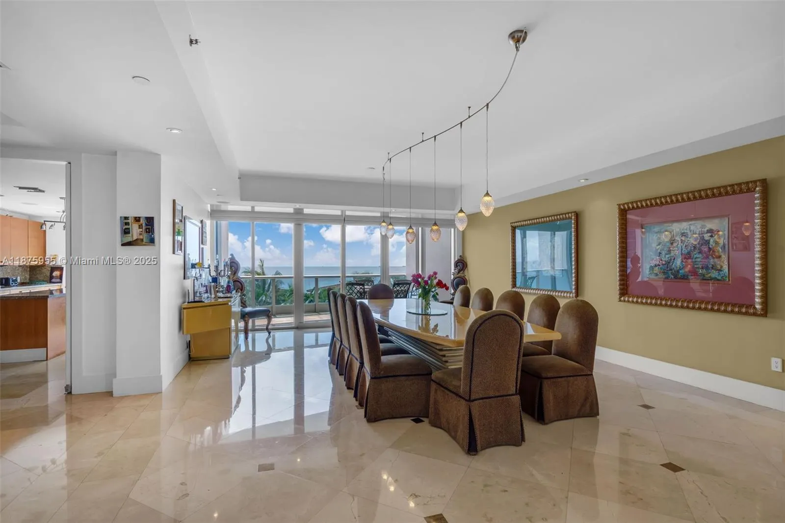 5959 Collins Ave, #804