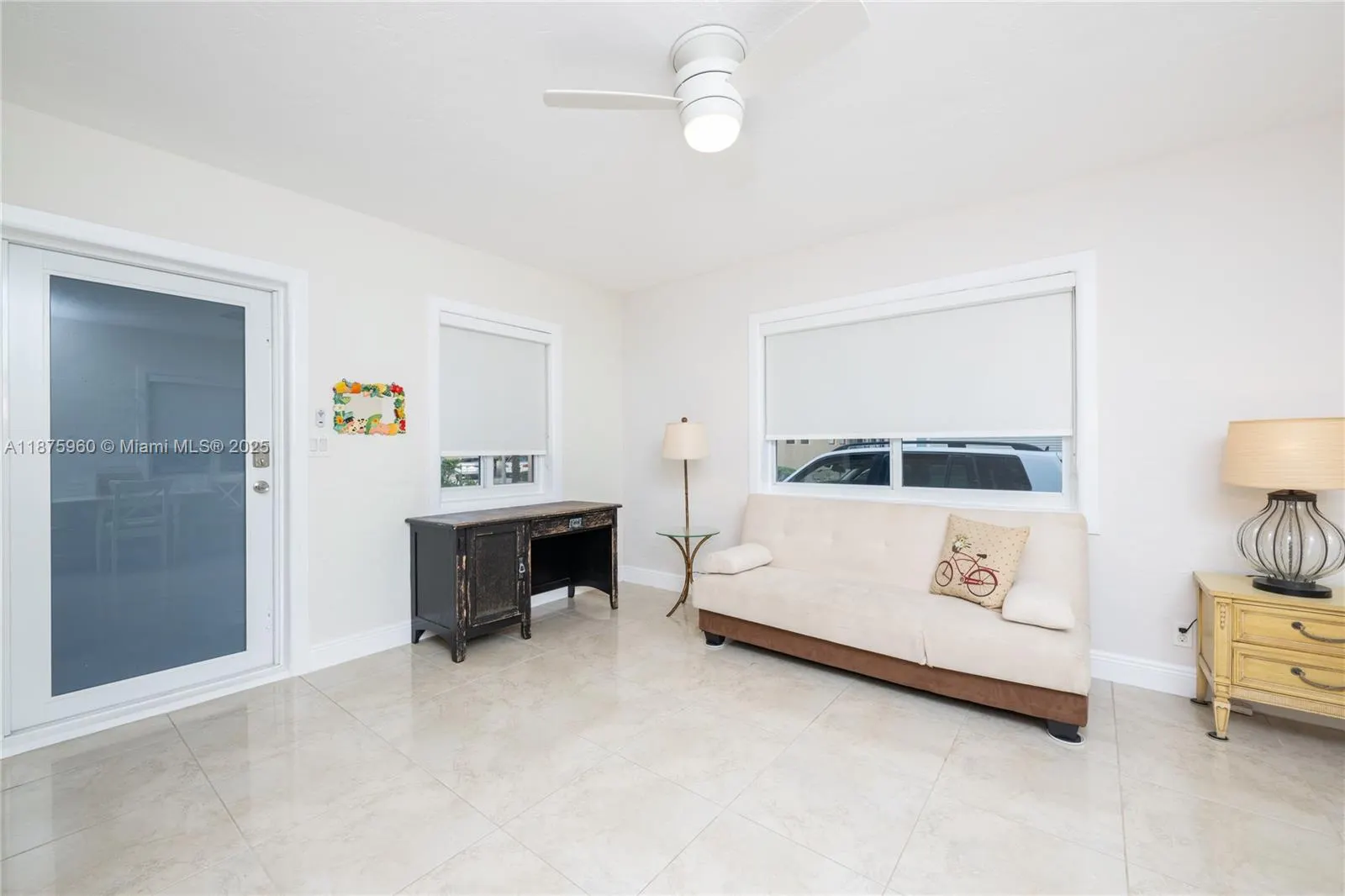 3220 N Surf Rd, #1-2