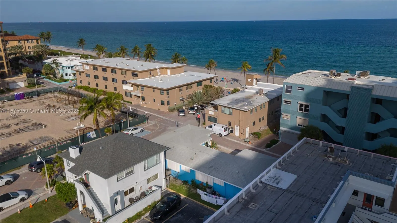3220 N Surf Rd, #1-2