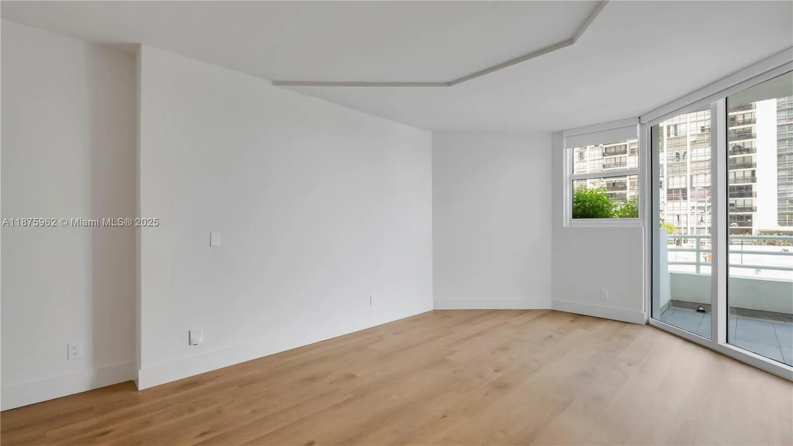 555 NE 34th St, #1804