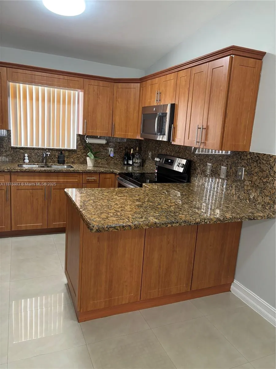 2238 W 74th St, #201-26