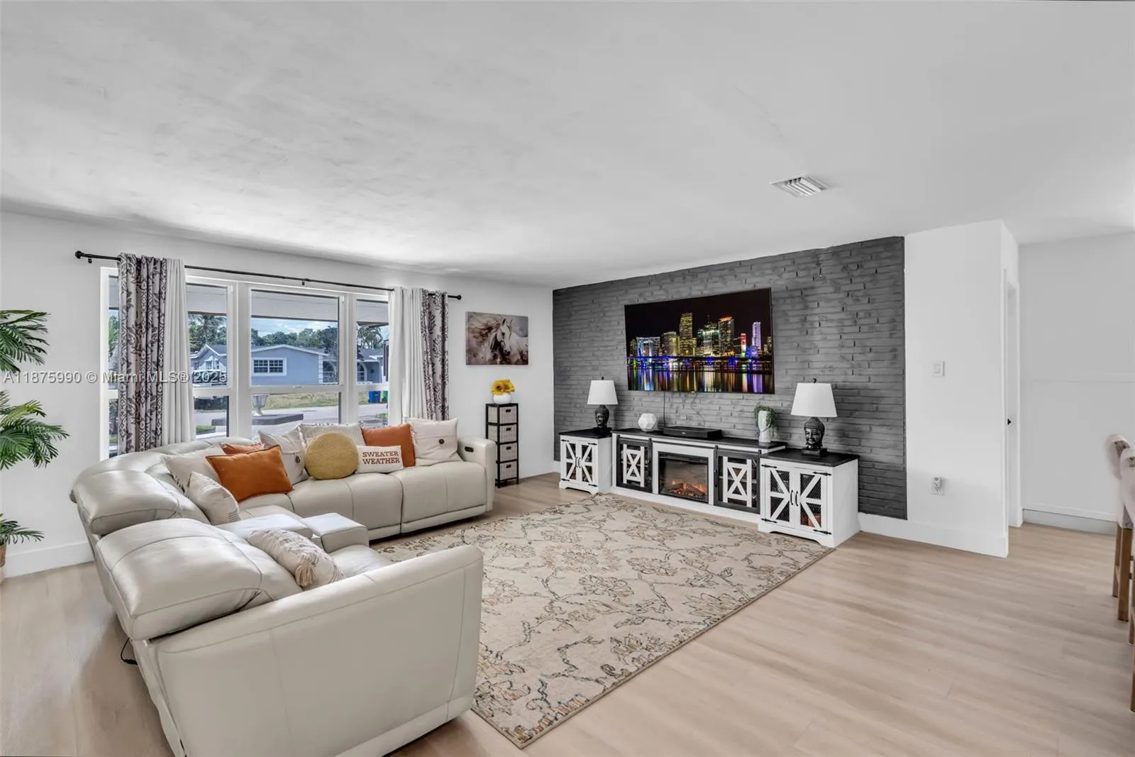 7311 Biltmore Blvd