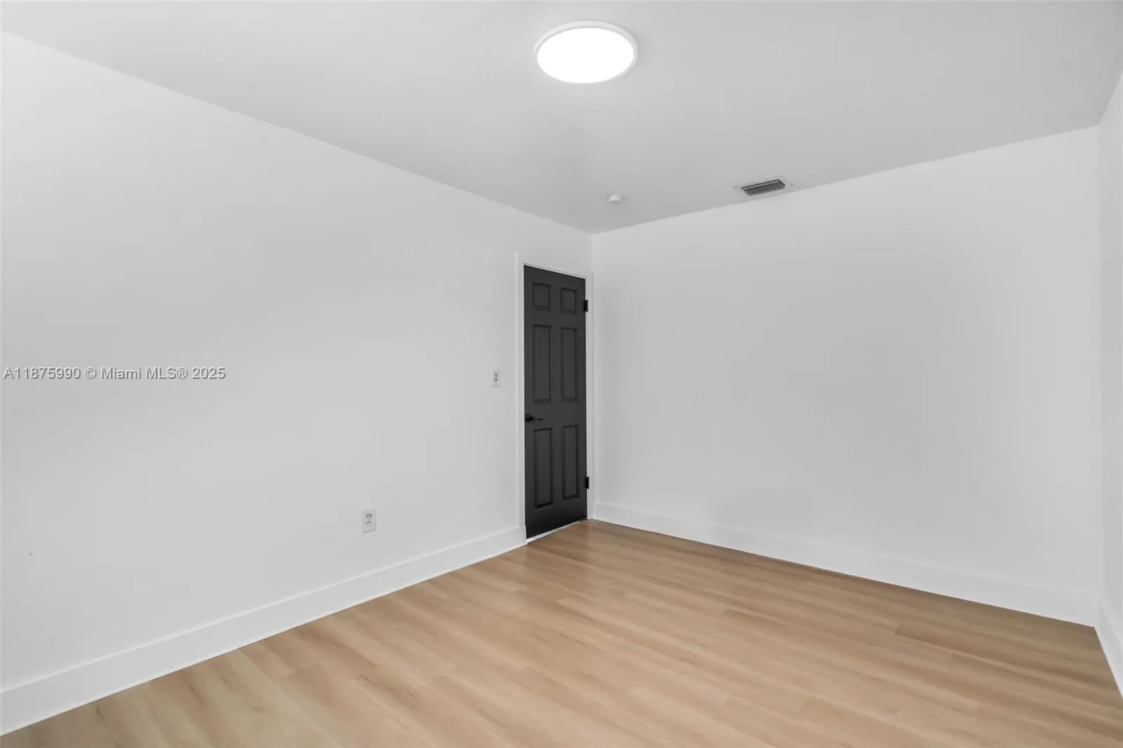 7311 Biltmore Blvd