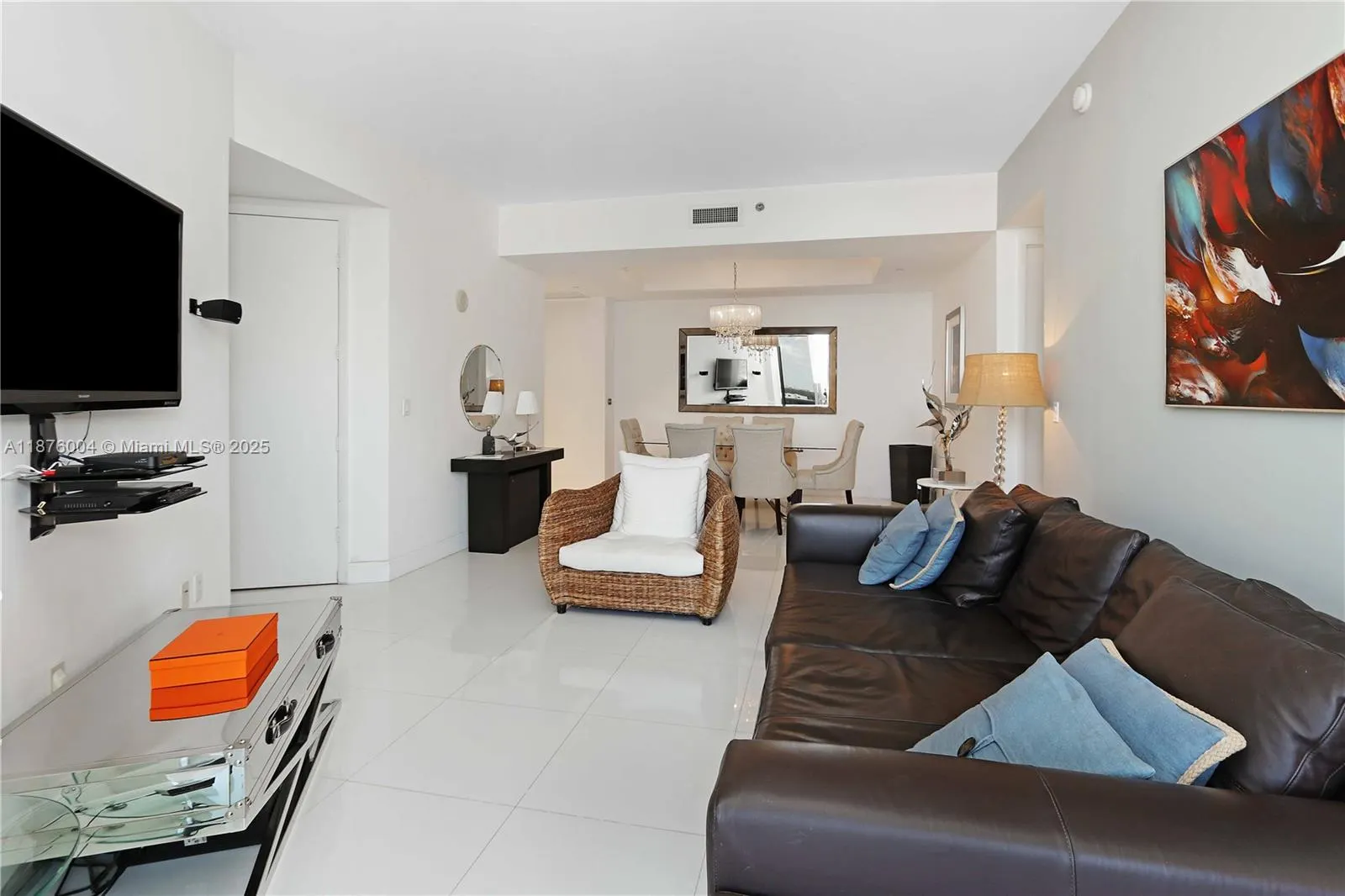 16001 Collins Ave, #705