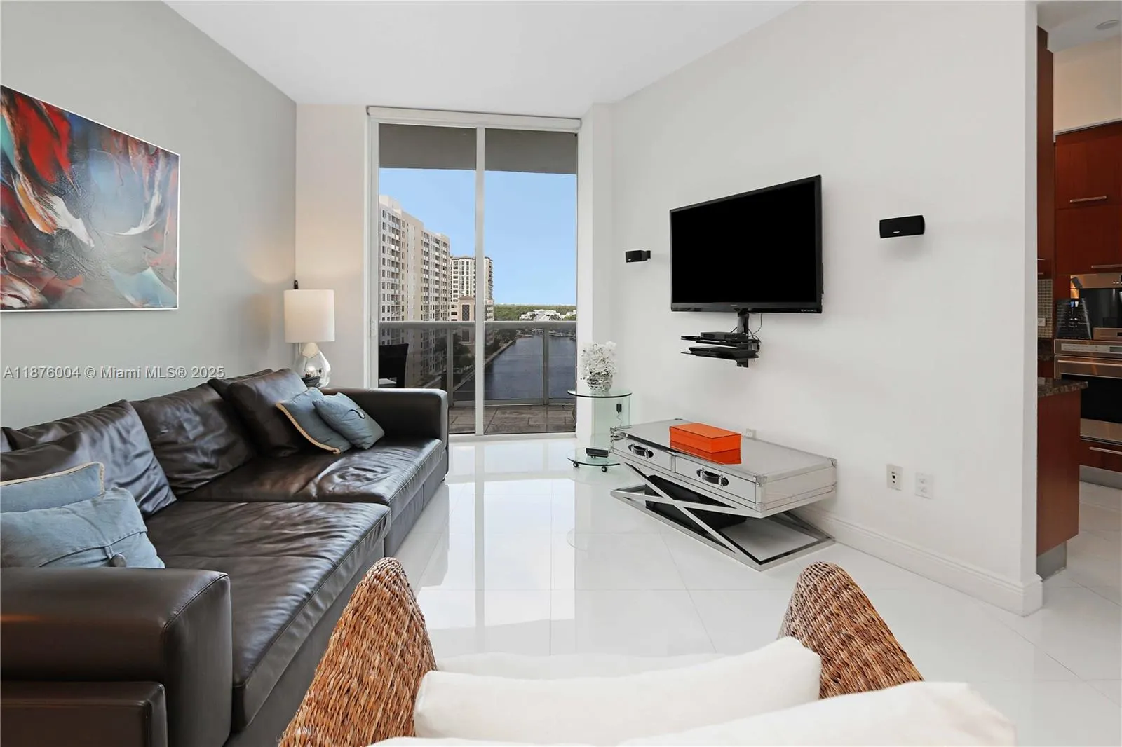 16001 Collins Ave, #705
