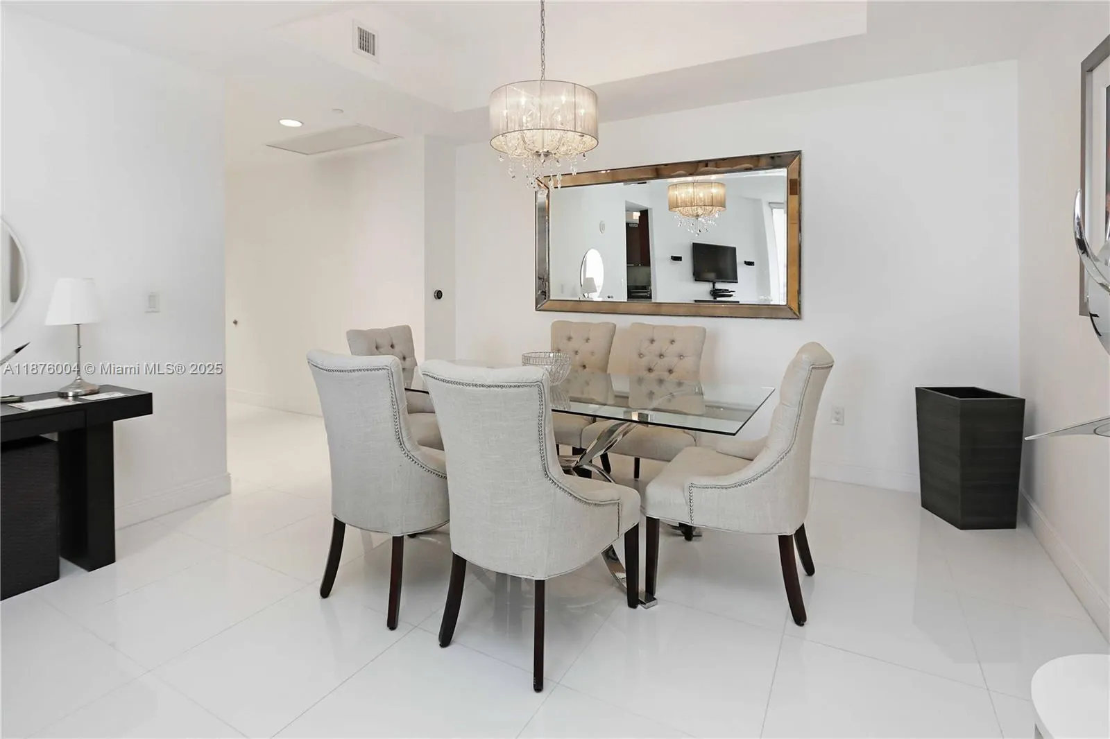 16001 Collins Ave, #705