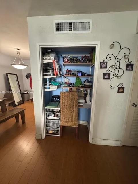 1200 West Ave, #322
