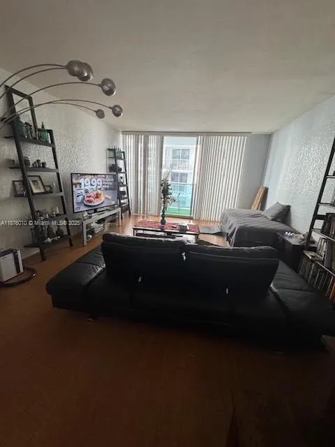 1200 West Ave, #322
