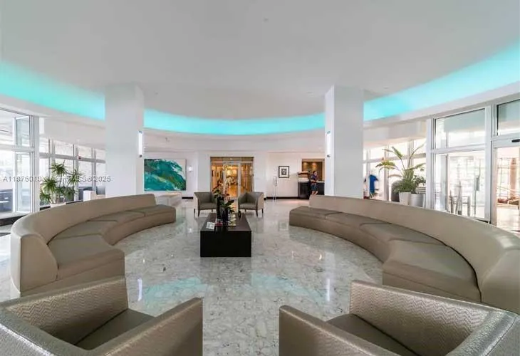 1200 West Ave, #322