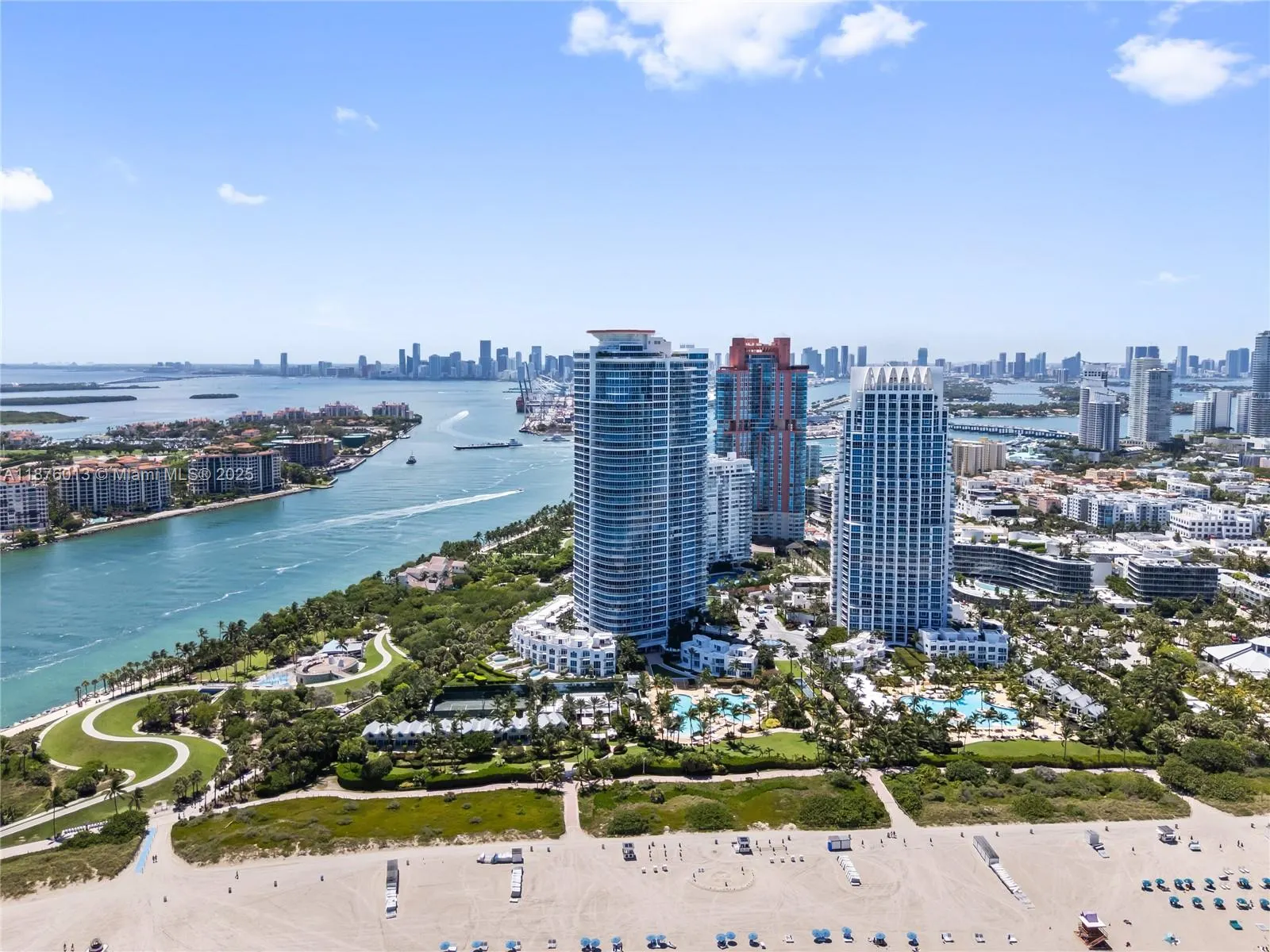 100 S Pointe Dr, #3605