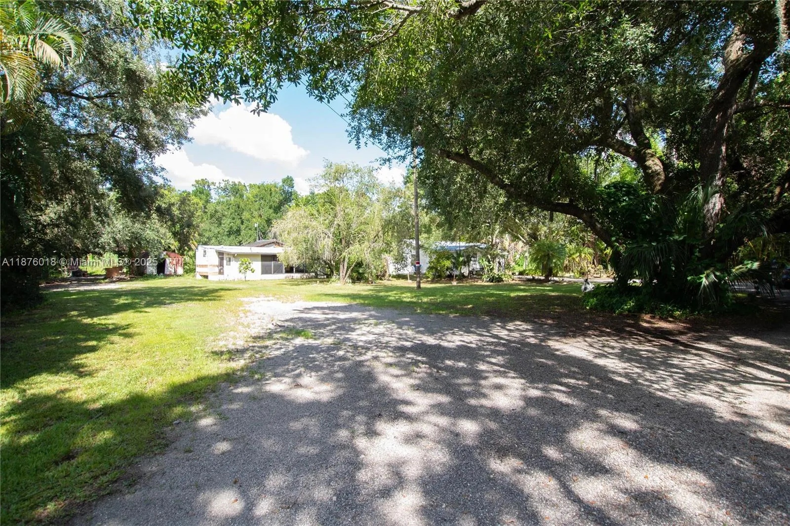 1531 Brewer RD