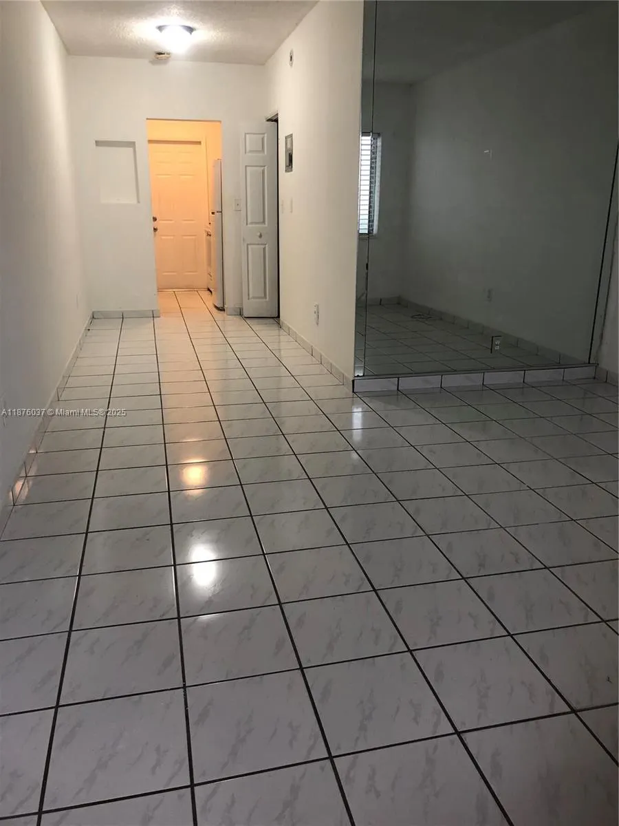 7720 Harding Ave, #4