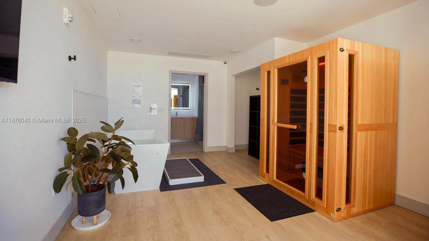 1155 NE 126th St, #723