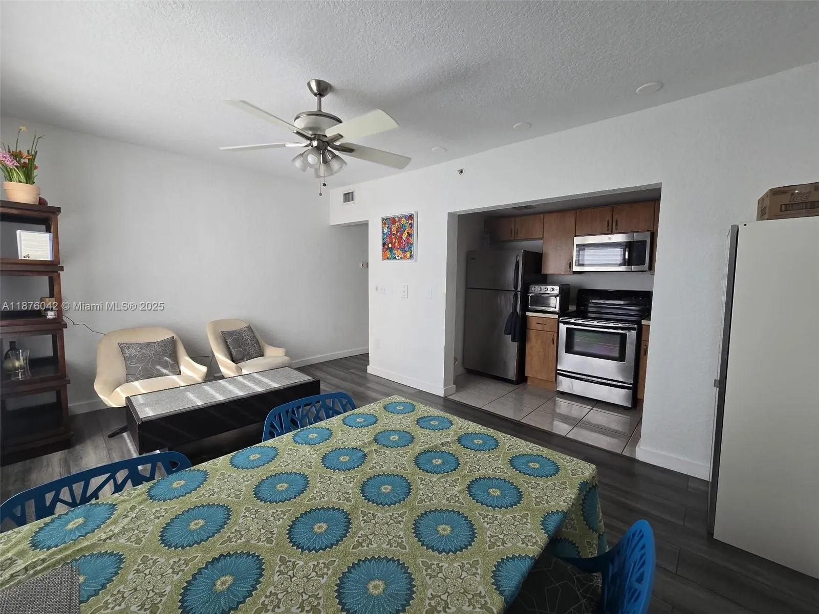7326 Collins Ave, #204