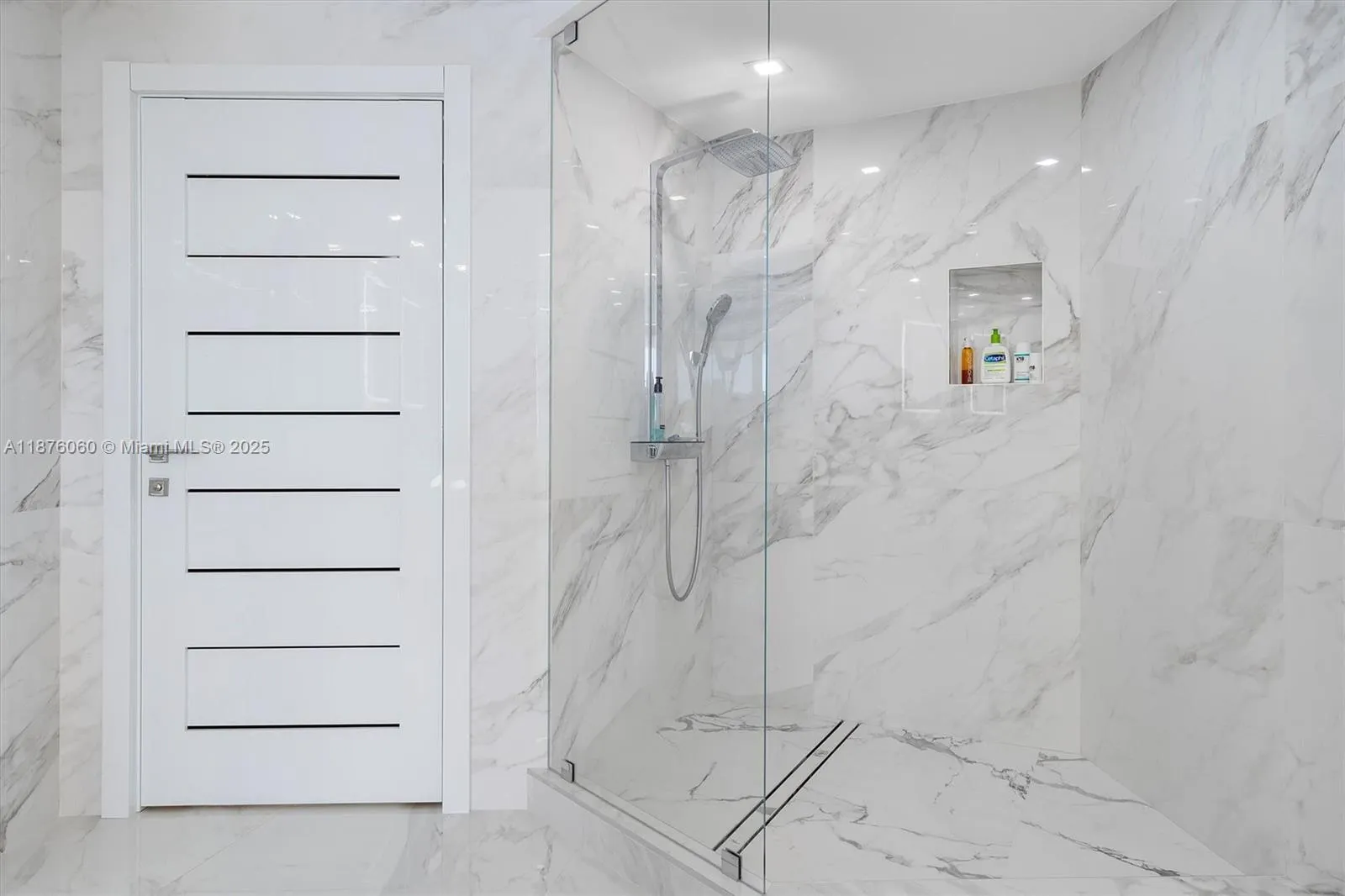 18911 Collins Ave, #3204