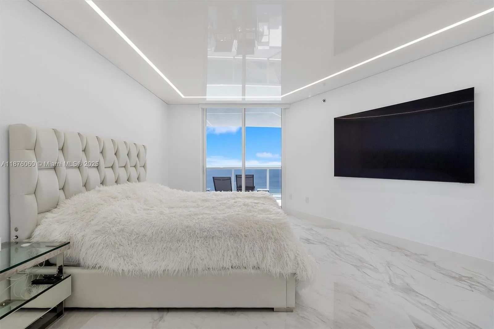 18911 Collins Ave, #3204