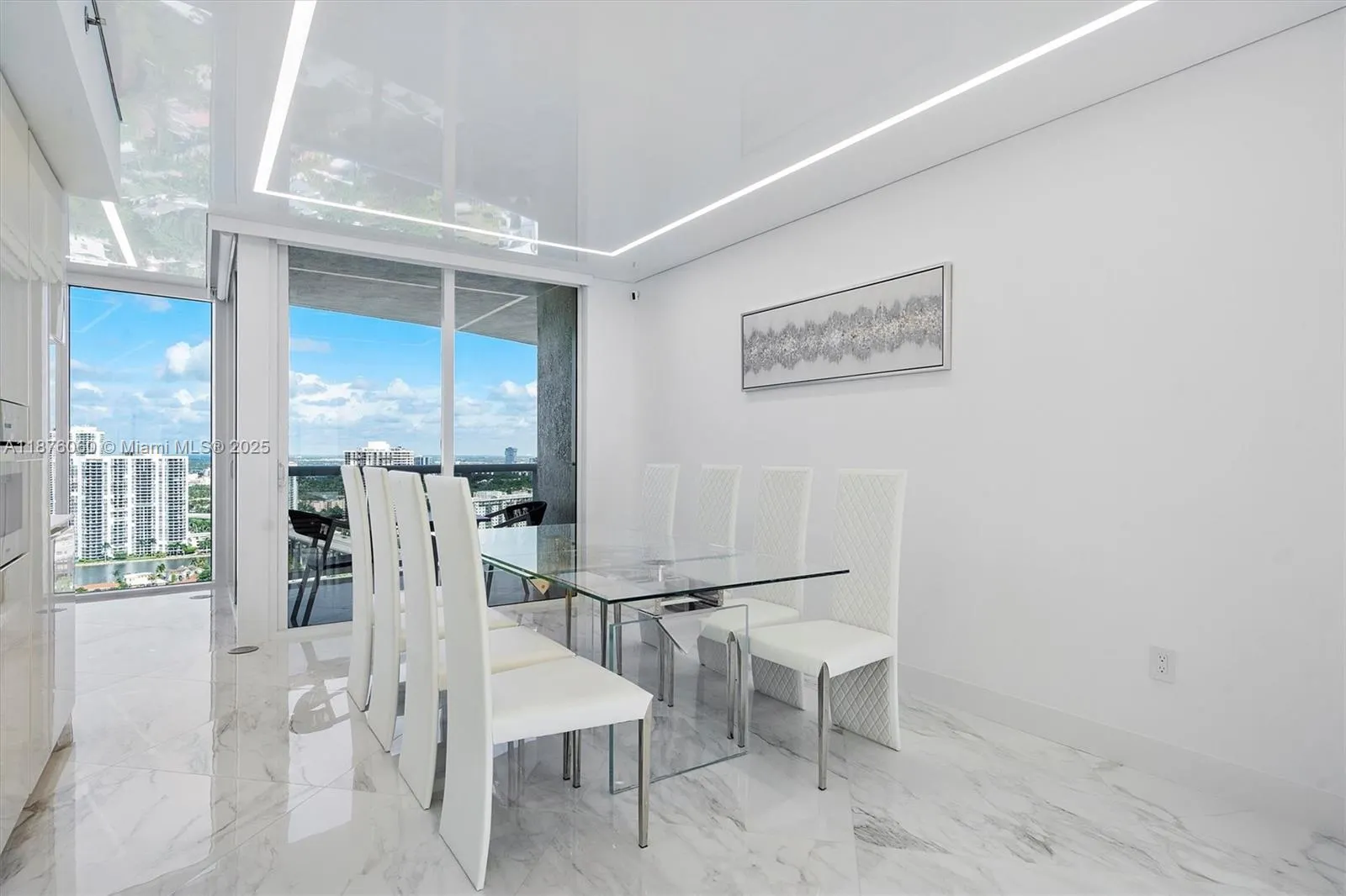 18911 Collins Ave, #3204