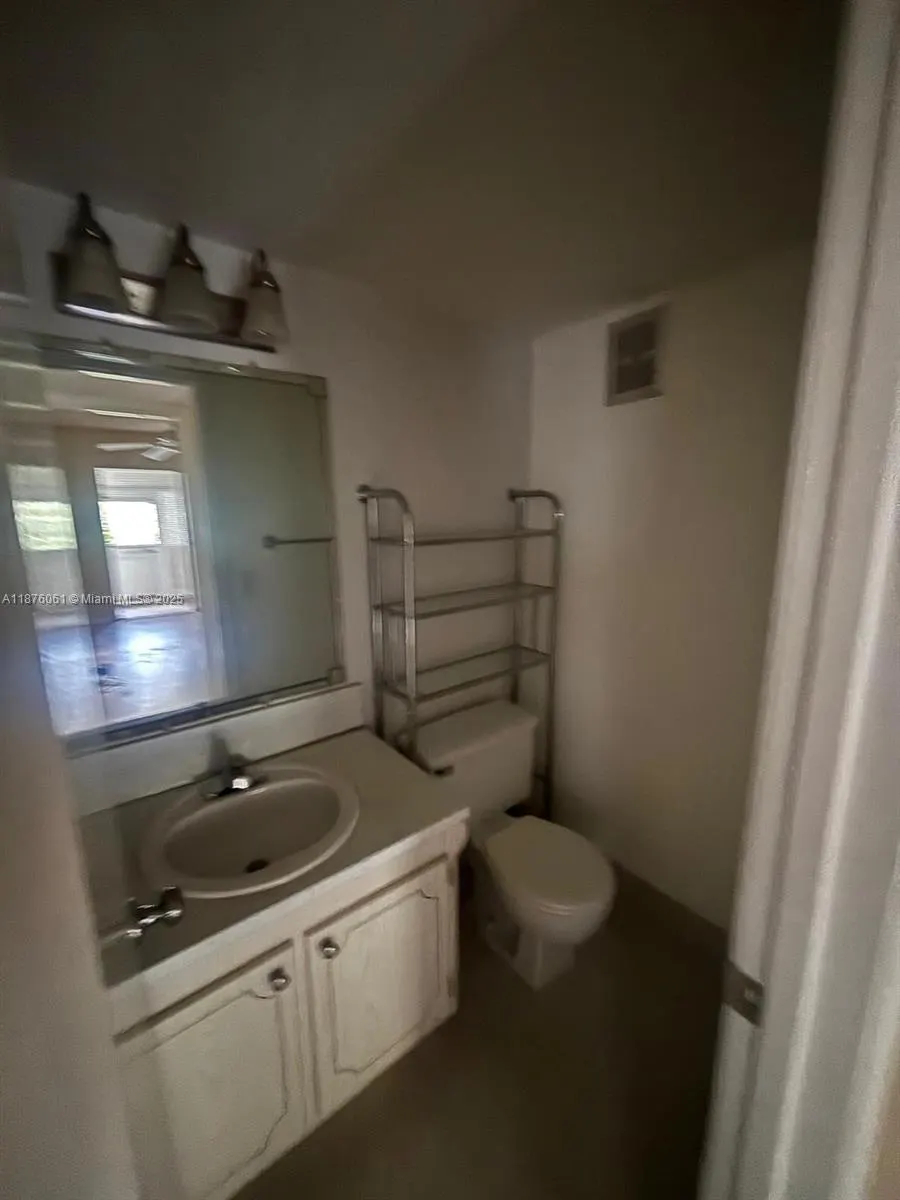 280 N Northampton  N, #280