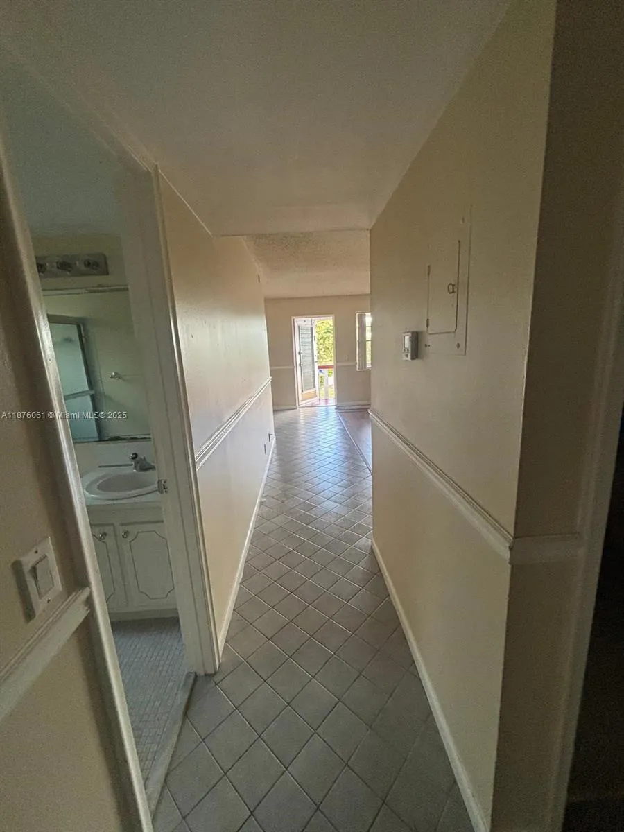 280 N Northampton  N, #280