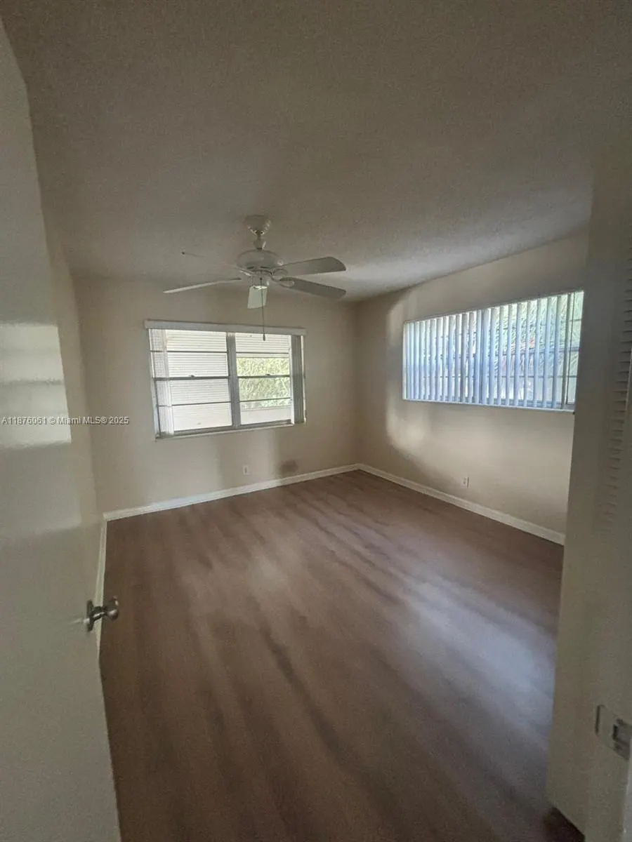 280 N Northampton  N, #280