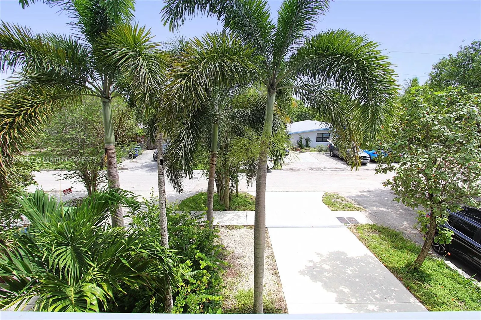 1035 NW 7th Ter
