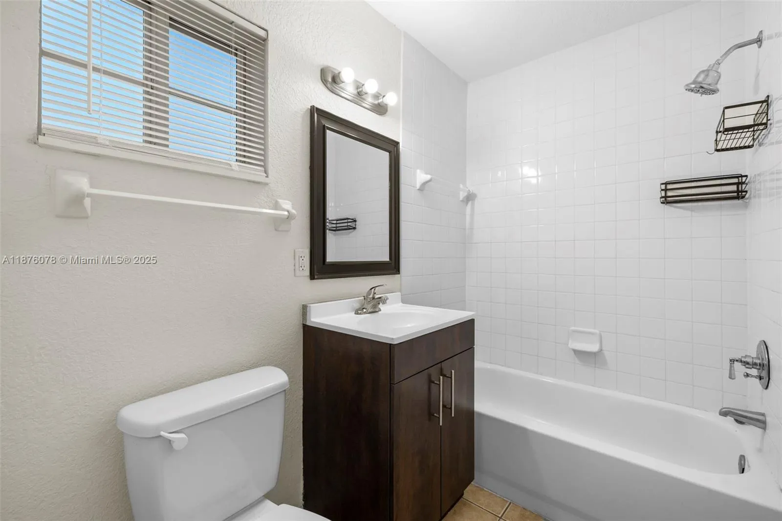 13 S Royal Poinciana Blvd, #17